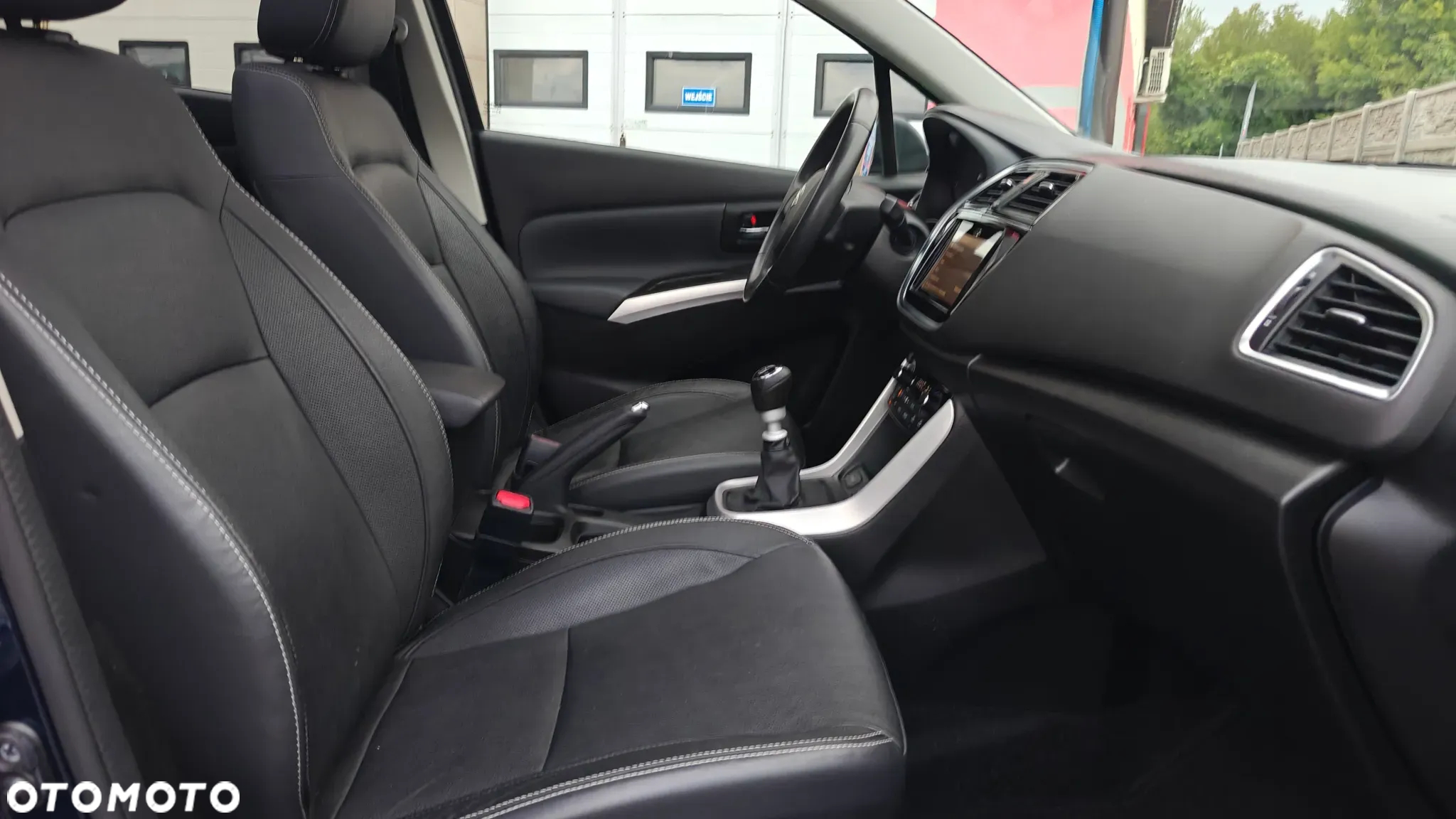 Suzuki SX4 S-Cross 1.4 SHVS Premium - 31