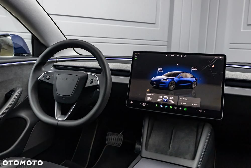 Tesla Model 3 - 5