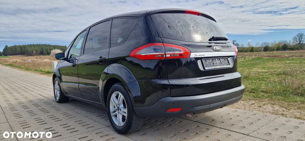 Ford S-Max 2.0 TDCi DPF Ambiente - 21