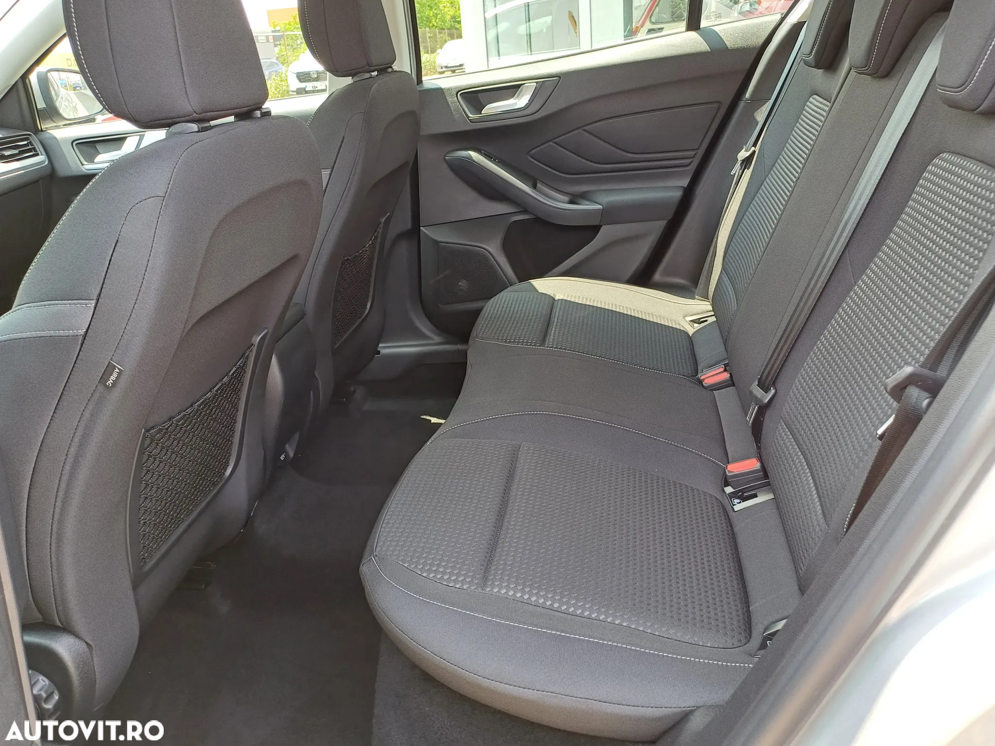 Ford Focus 1.0 EcoBoost Trend Edition - 10