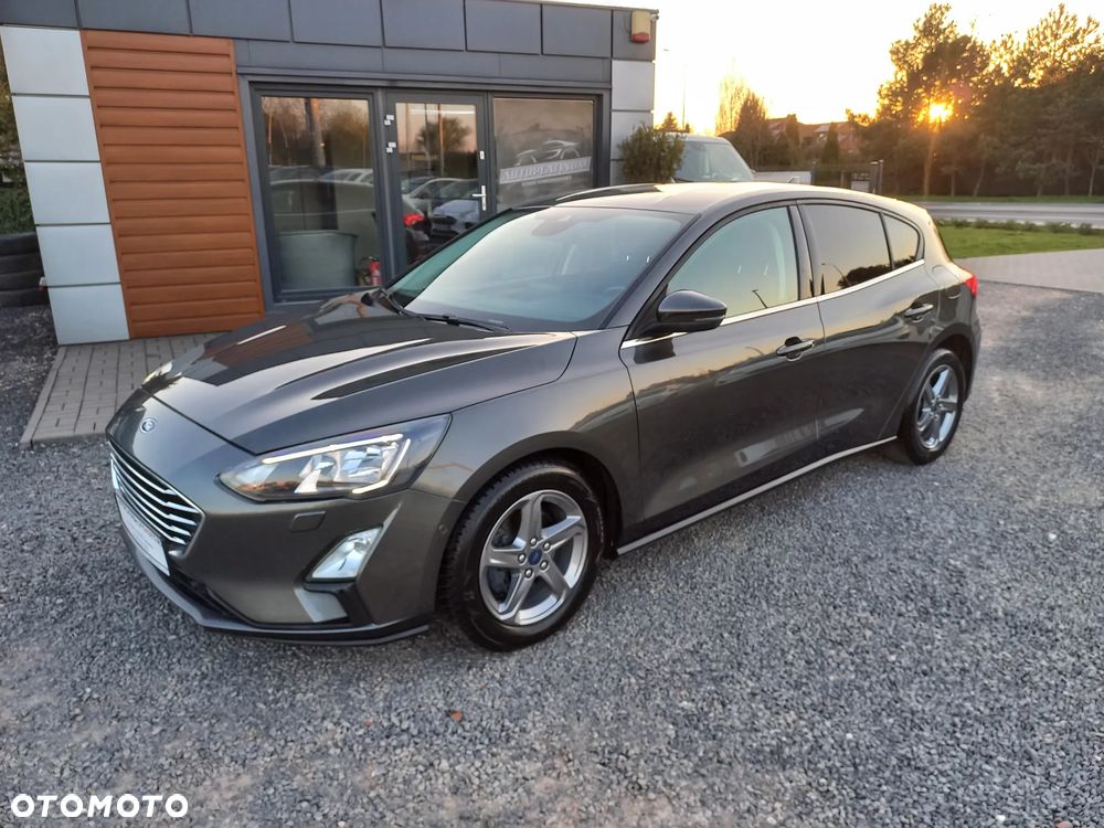 Ford Focus 1.5 EcoBlue STart-Stopp-System TITANIUM - 2