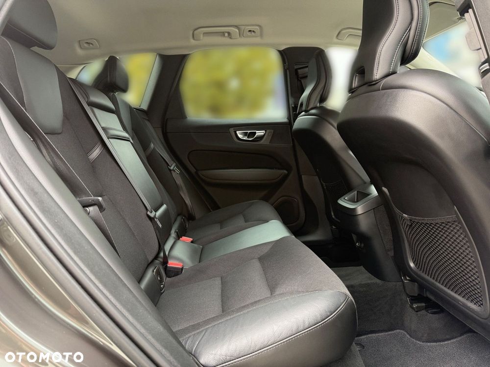 Volvo XC 60 - 28