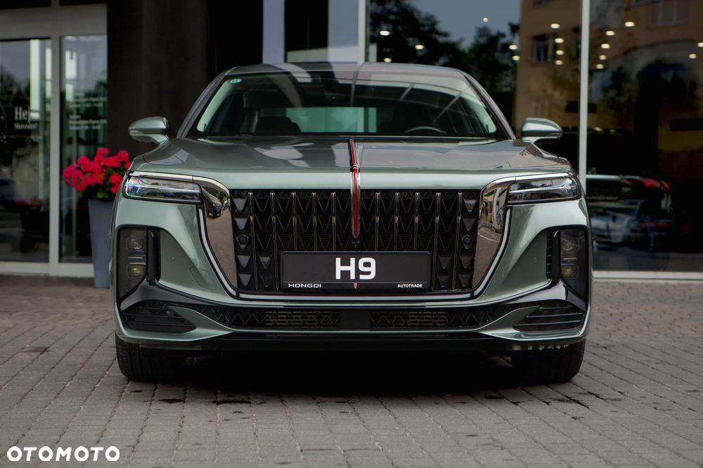 Hongqi H9 - 4