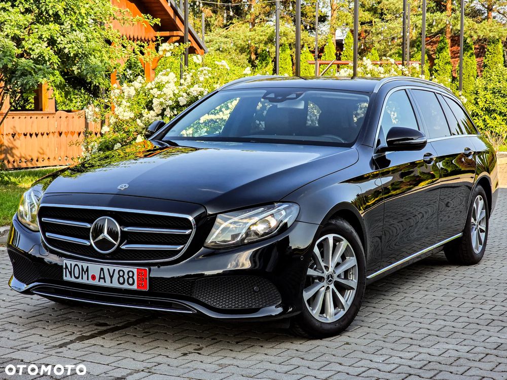 Mercedes-Benz Klasa E 220 d 9G-TRONIC - 1