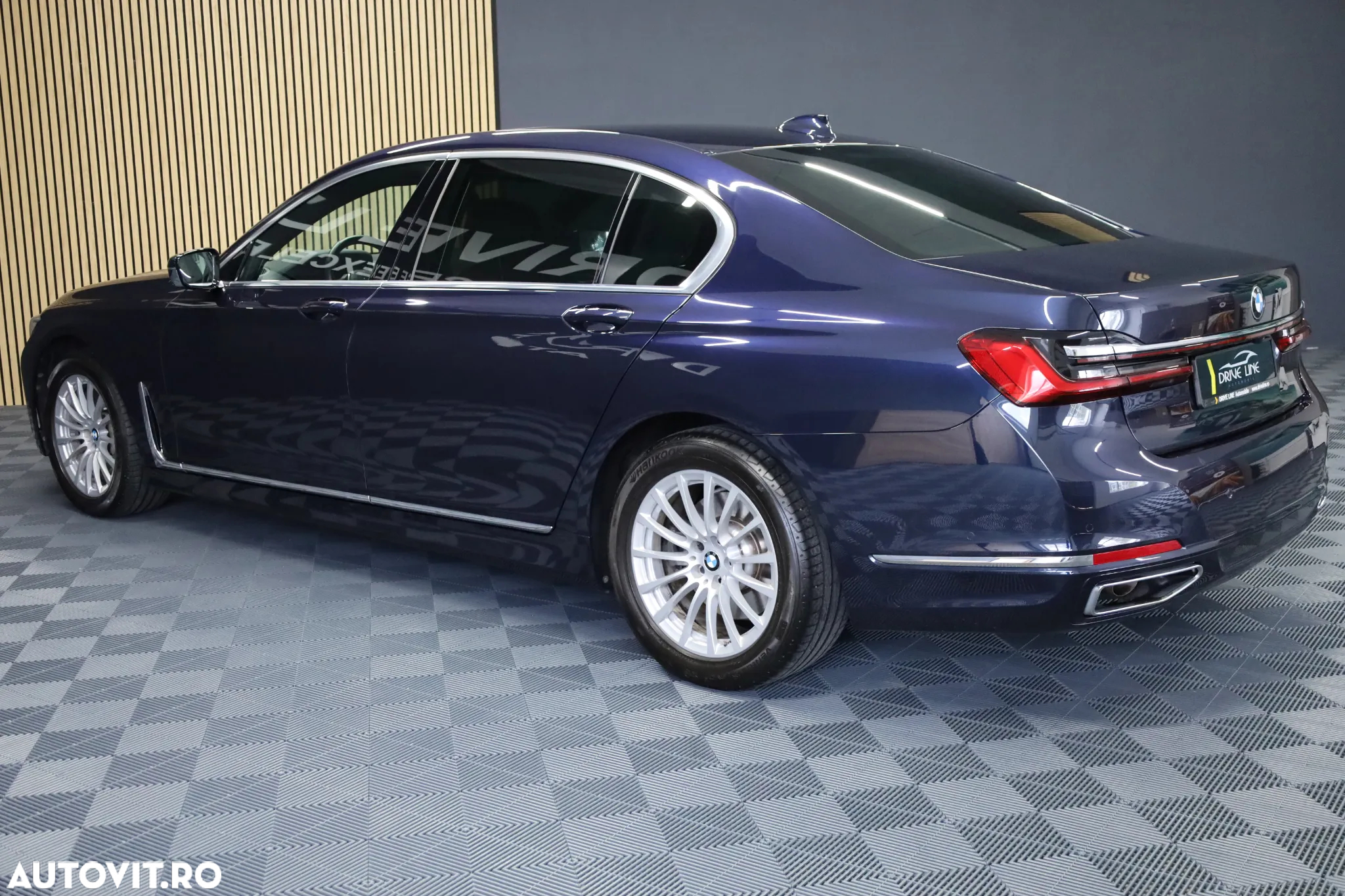 BMW Seria 7 740Li xDrive - 9