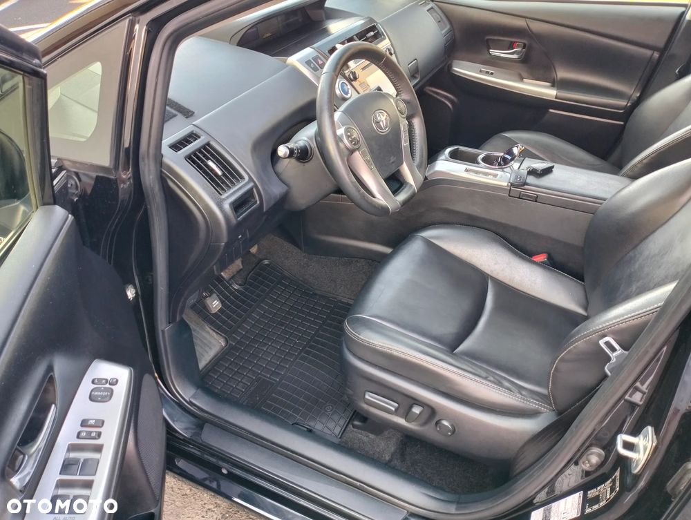 Toyota Prius+ Hybrid 135 Premium - 9