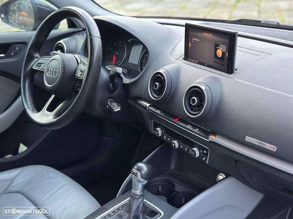 Audi A3 Sportback 1.6 TDI Sport S tronic - 43