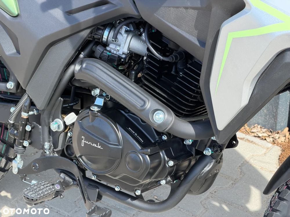 Junak RX One - 16