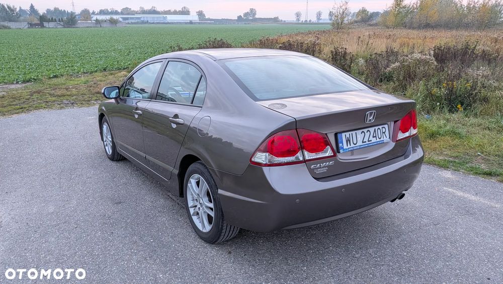Honda Civic 1.8 Comfort - 8
