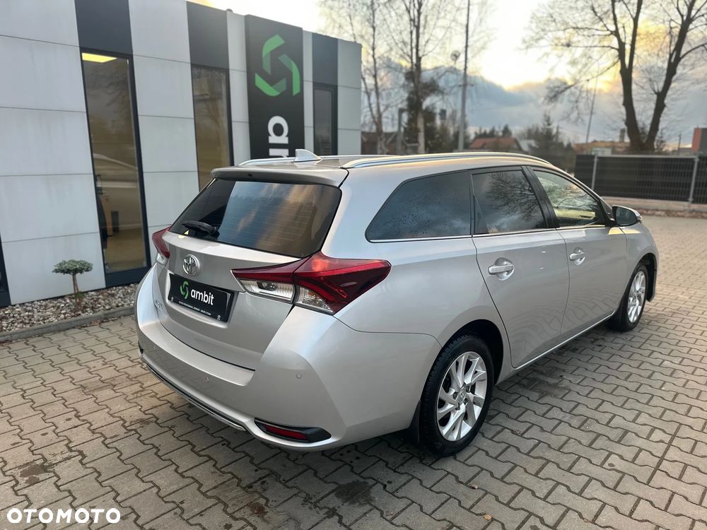 Toyota Auris 1.6 Active - 6