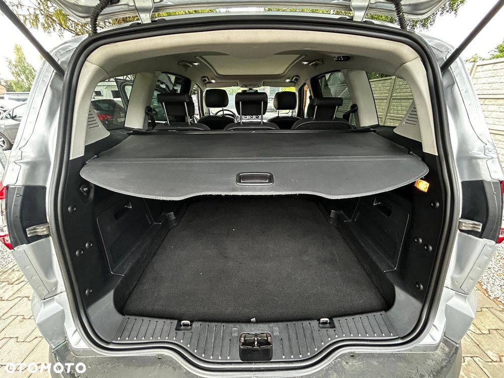 Ford S-Max 2.0 TDCi DPF Titanium X - 32