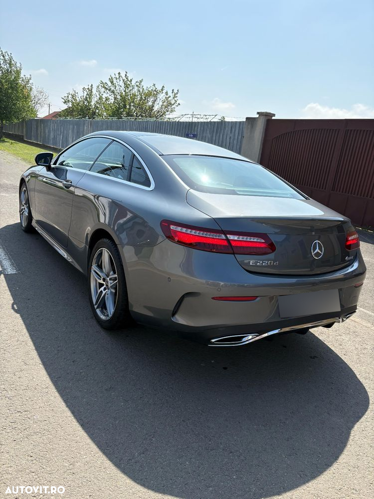 Mercedes-Benz E 220 d 4MATIC Coupe Aut. - 7