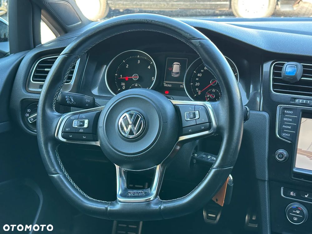 Volkswagen Golf 2.0 TDI BMT GTD - 27
