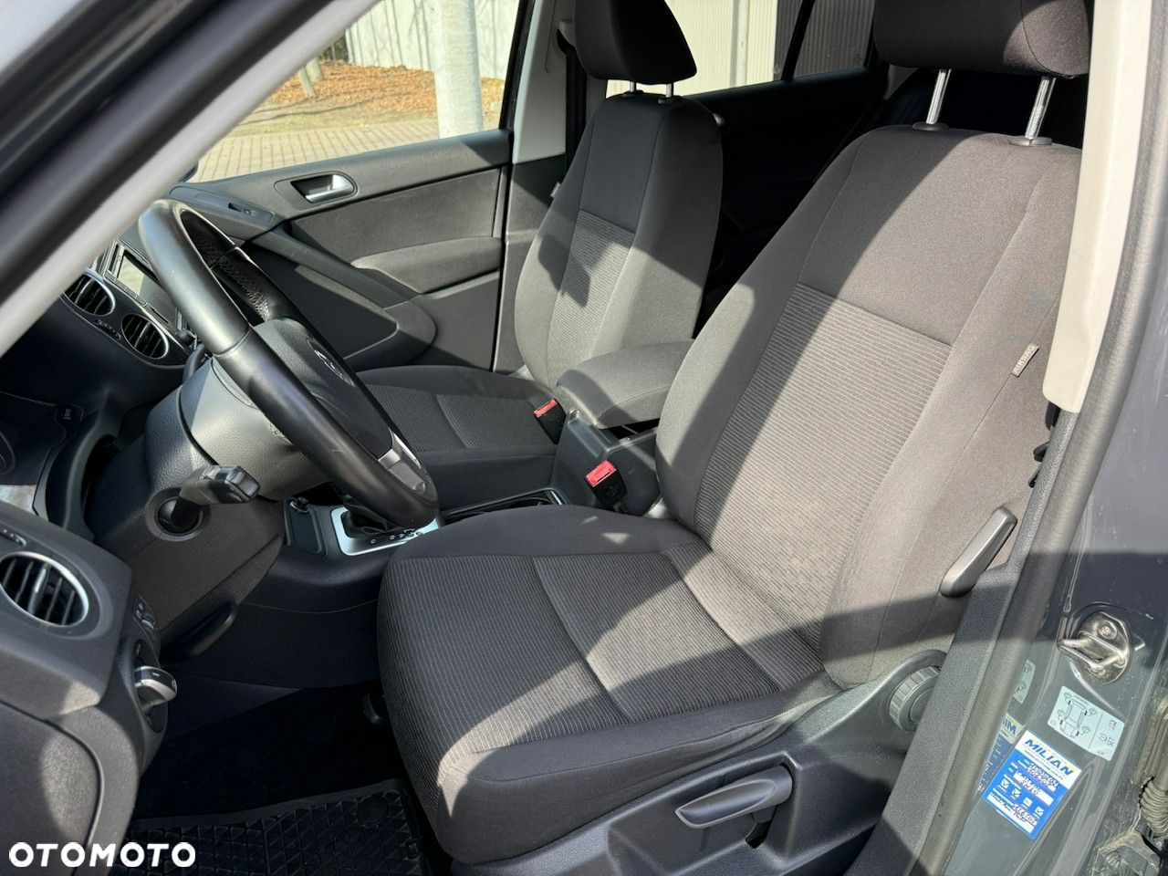 Volkswagen Tiguan - 11