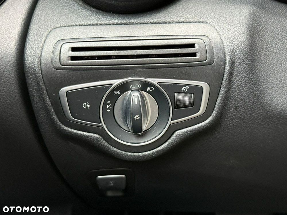 Mercedes-Benz GLC - 21