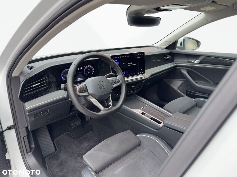 Volkswagen Passat - 10