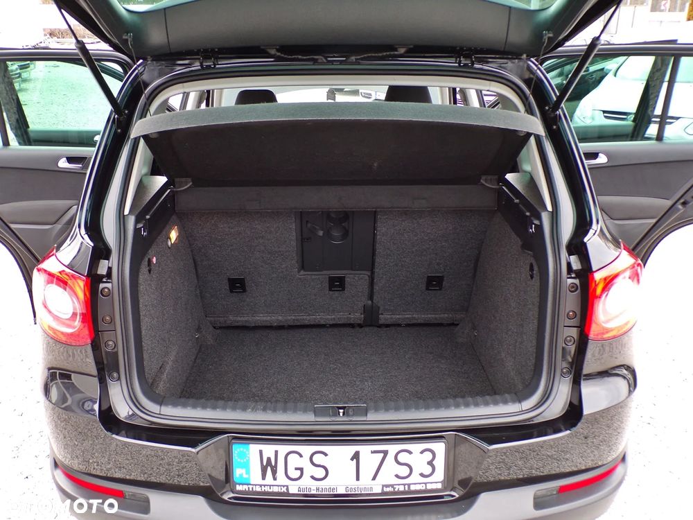 Volkswagen Tiguan - 24