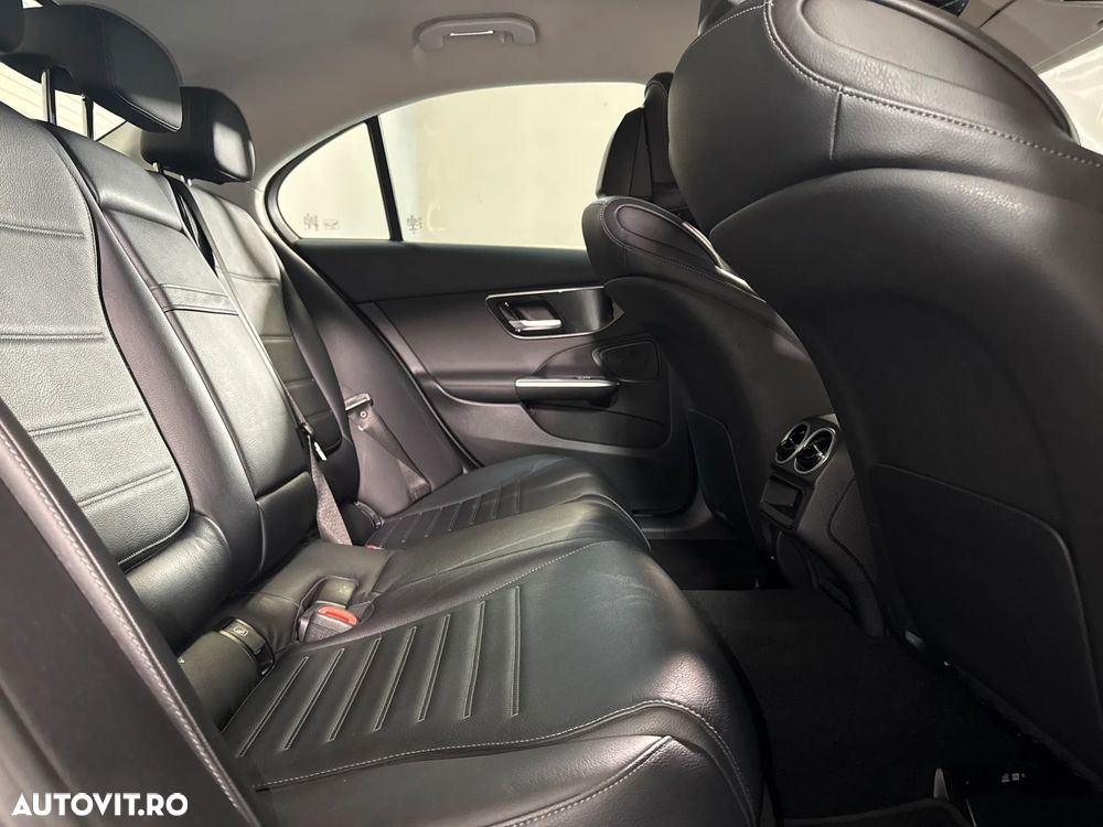 Mercedes-Benz C 220 d 9G-TRONIC - 13