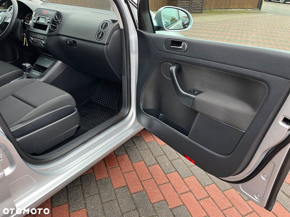 Volkswagen Golf Plus 1.6 TDI DPF BlueMotion Technology DSG Style - 23