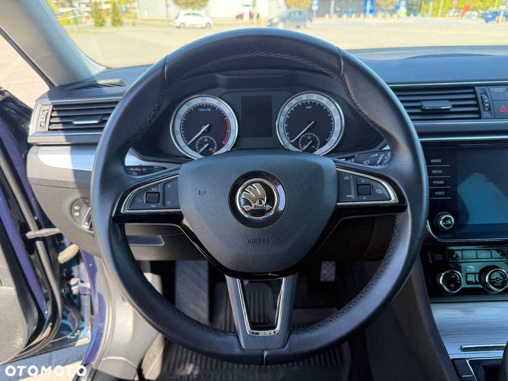 Skoda Superb 1.5 TSI ACT Ambition - 14