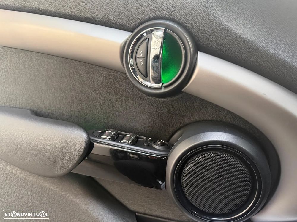 MINI 5 Portas Cooper D - 13