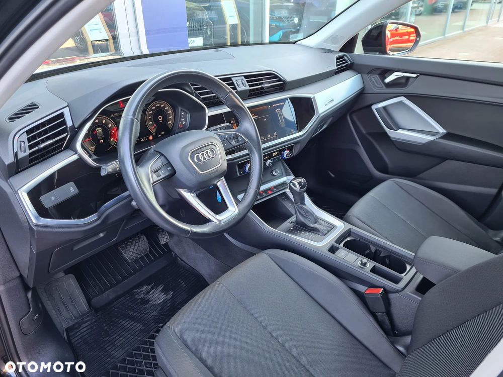 Audi Q3 35 TFSI S tronic - 9
