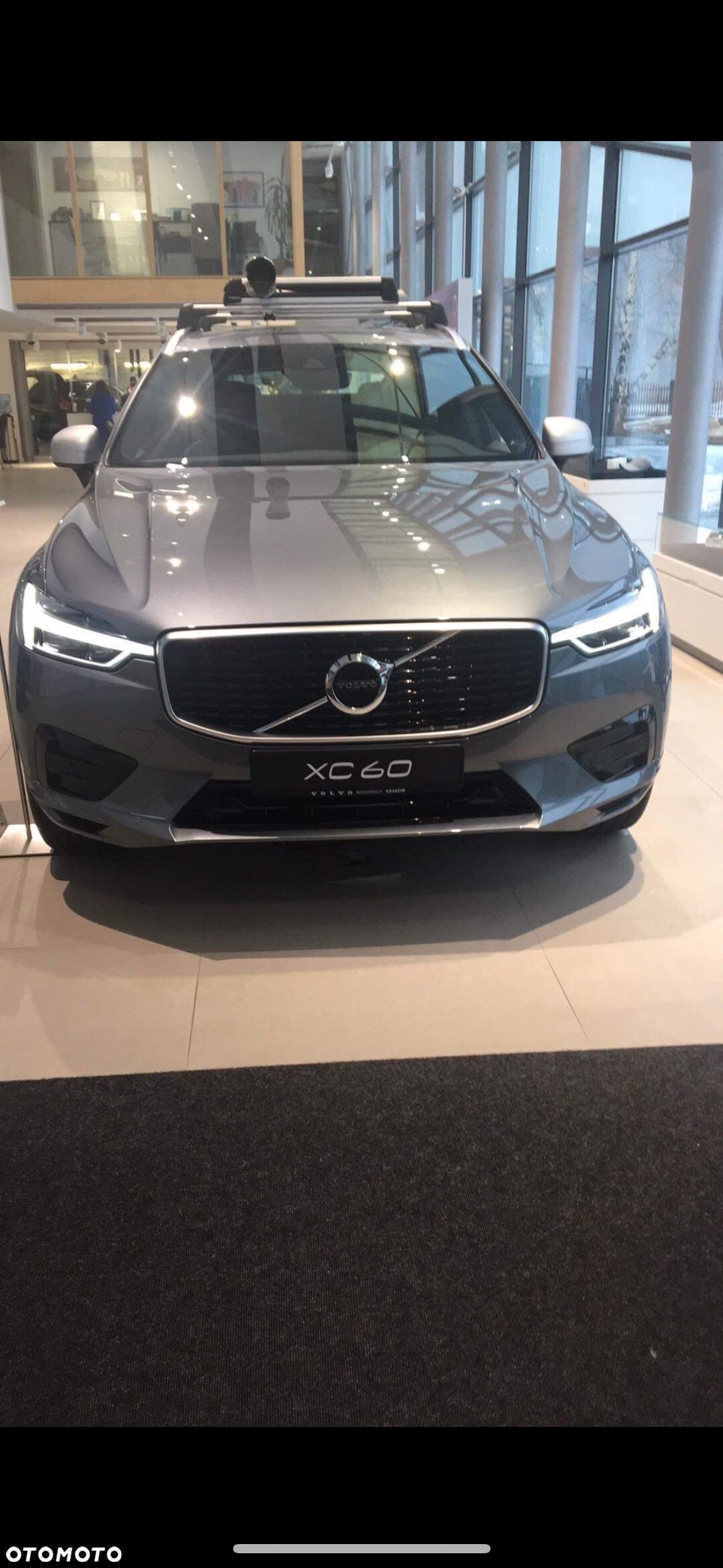 Volvo XC 60 T5 R-Design - 1