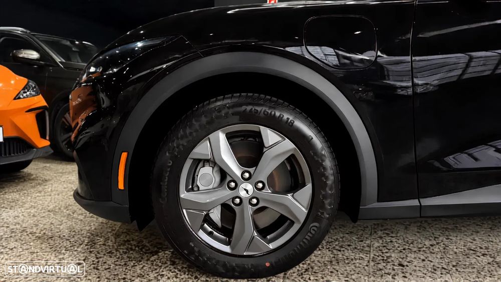 Ford Mustang Mach-E 75.7 kWh Base - 8