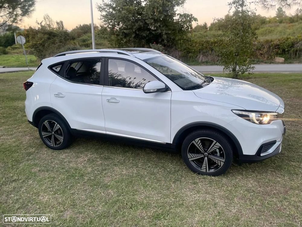 MG ZS Luxury - 21