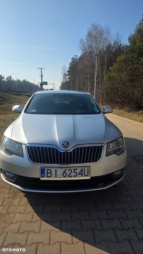 Skoda Superb 1.8 TSI Active DSG - 3