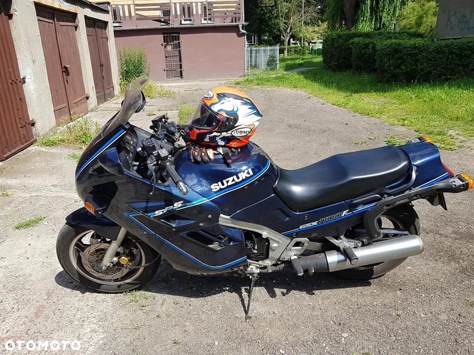 Suzuki GSX - 8