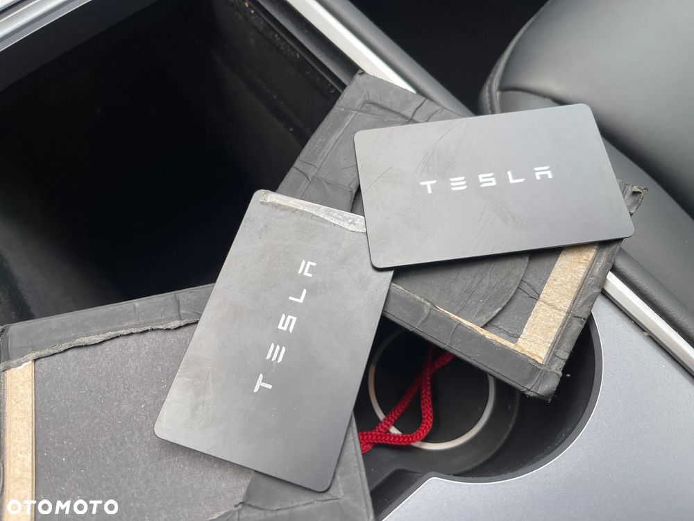 Tesla Model Y Standard - 34