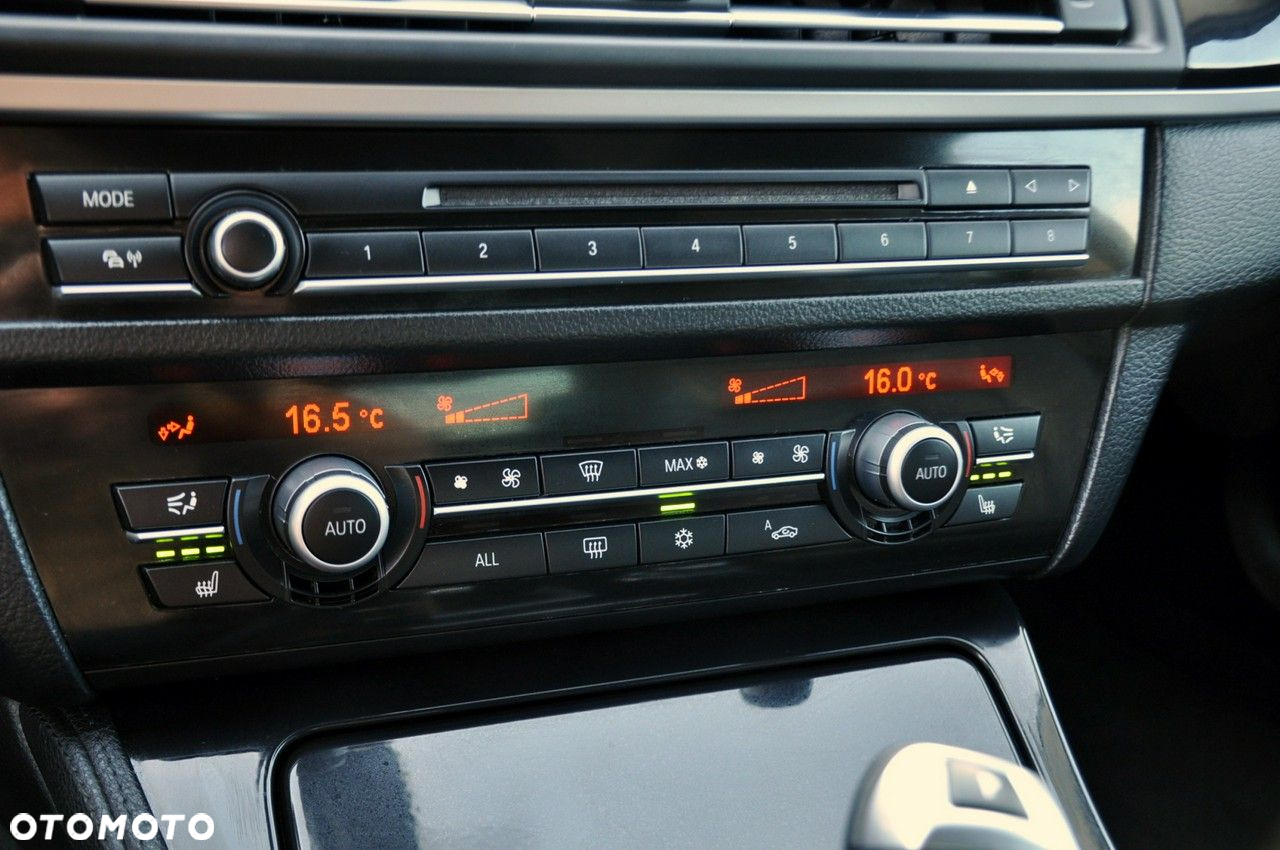 BMW Seria 5 - 34