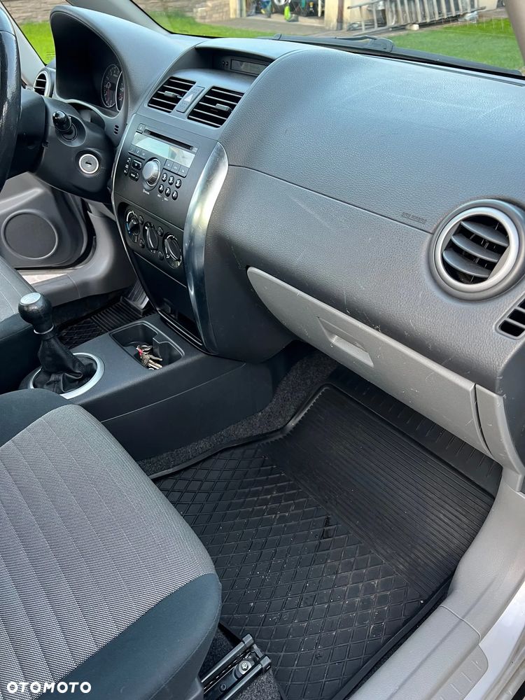 Suzuki SX4 1.5 - 22