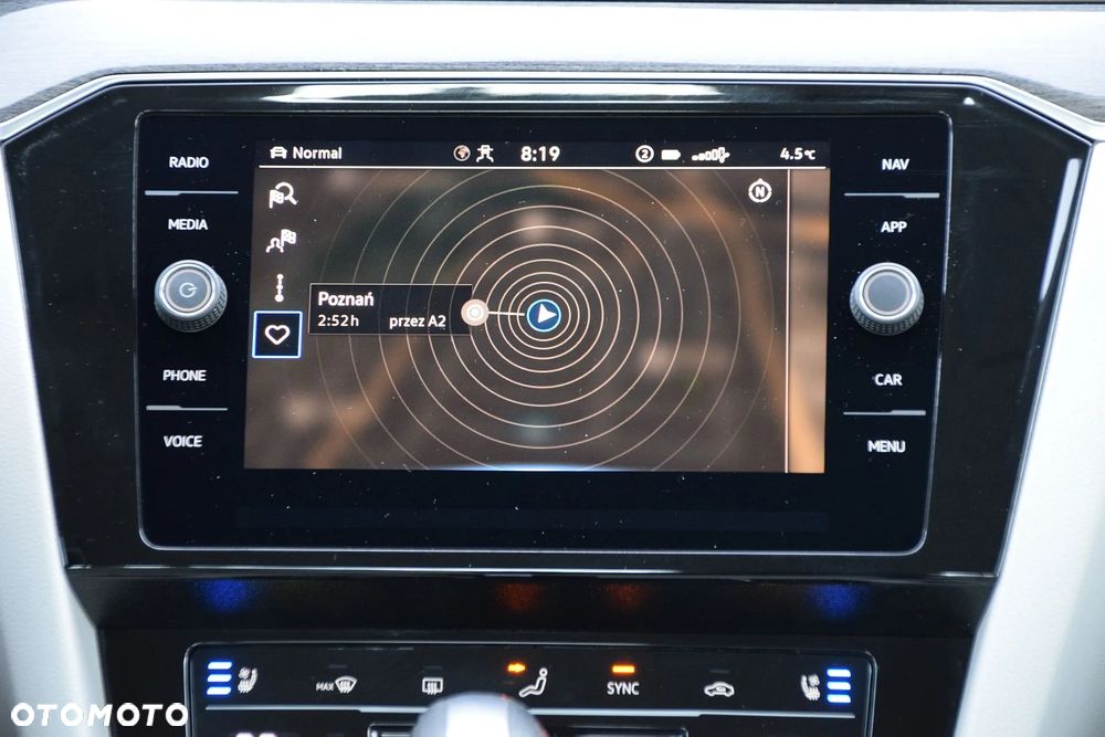 Volkswagen Passat 2.0 TDI 4Mot Elegance DSG - 17