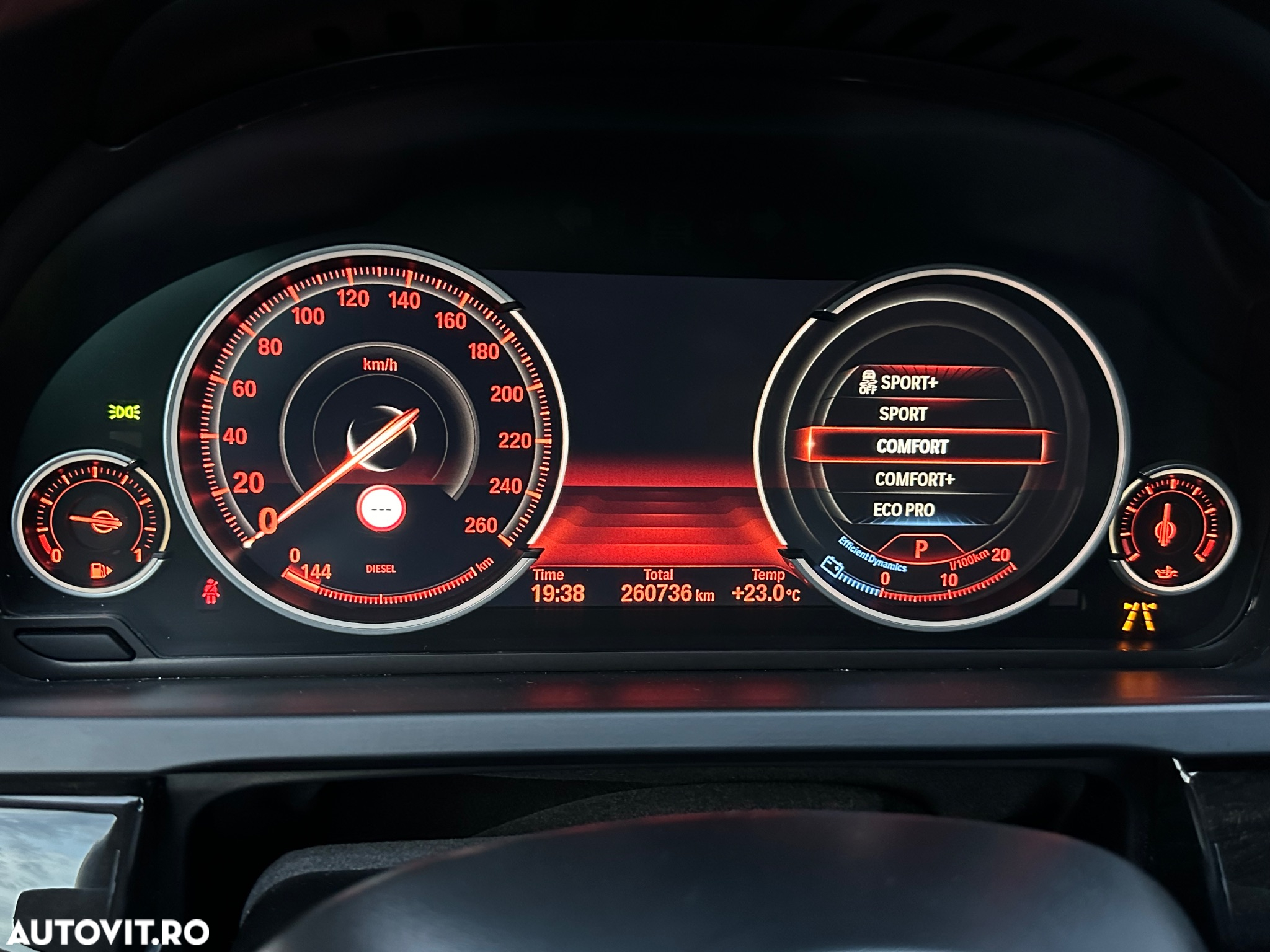 BMW Seria 7 730d xDrive - 32