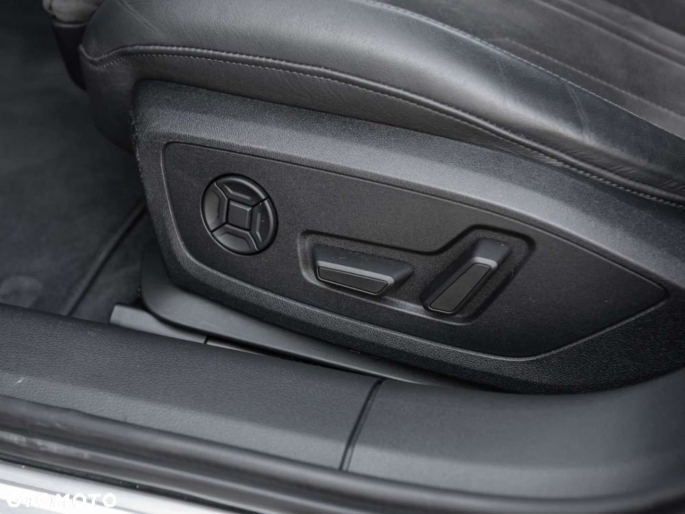 Audi A6 Avant 50 TDI quattro tiptronic S line - 12