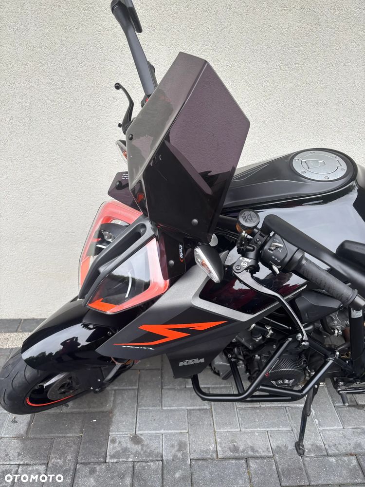 KTM Super Duke - 10
