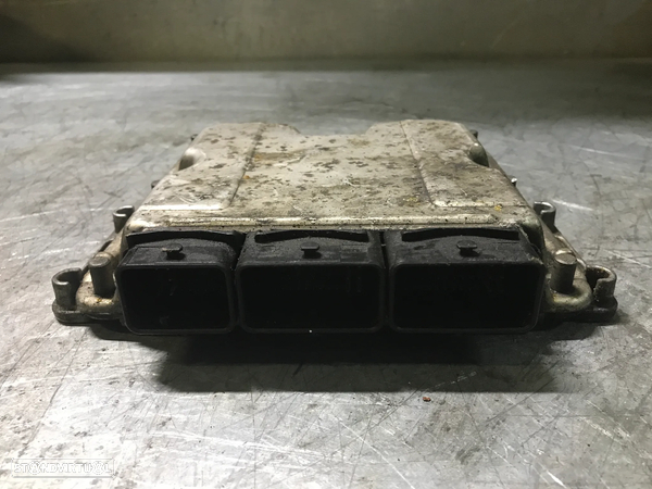 CENTRALINA DO MOTOR RENAULT LAGUNA 1.9DCI REF. 0281011101 8200163528 8200095416