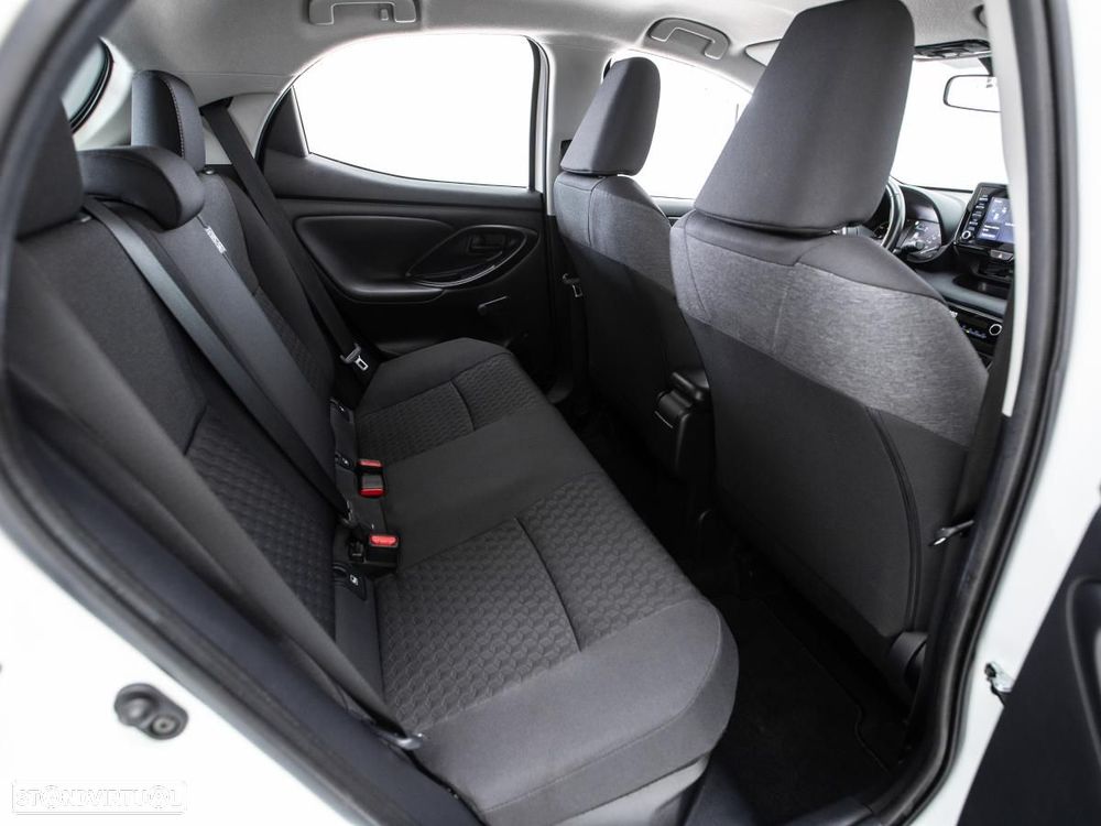 Toyota Yaris 1.5 HDF Comfort - 11