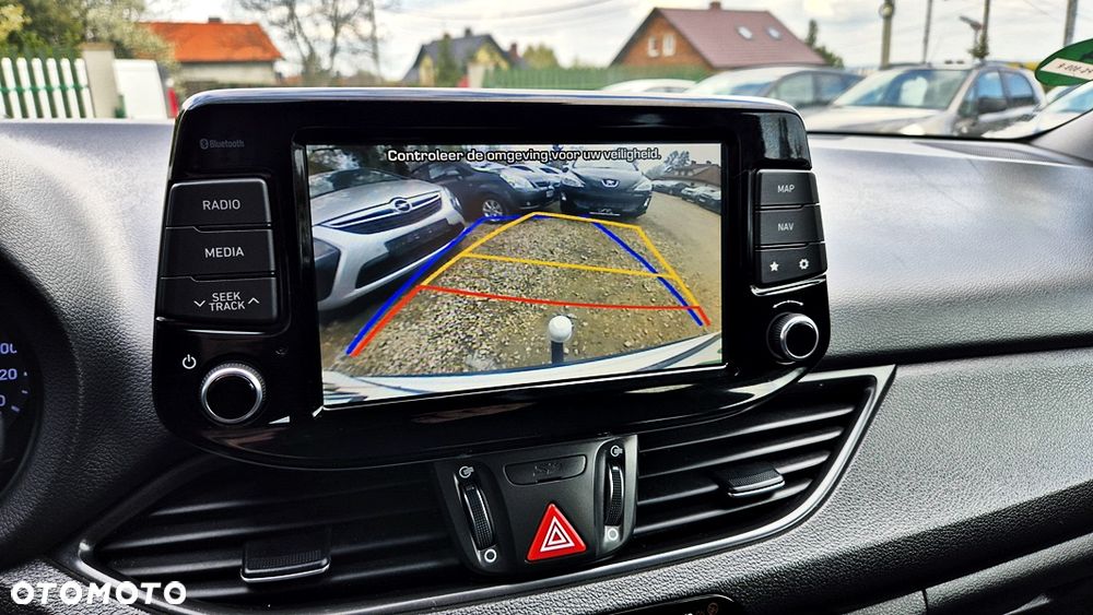 Hyundai i30 1.4 T-GDI Premiere Luxury - 40