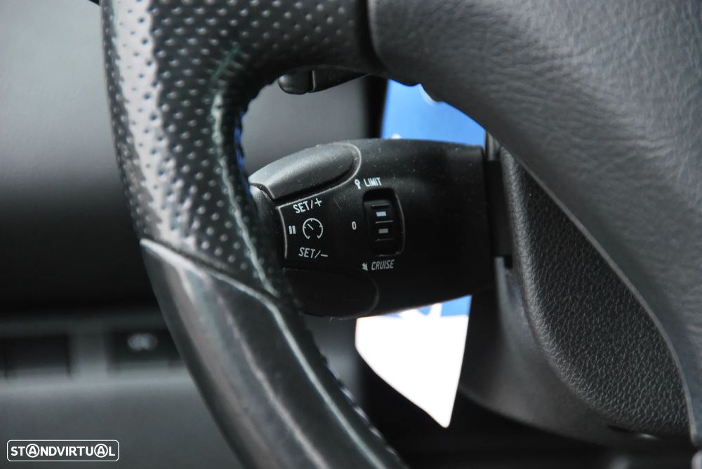 Peugeot 3008 2.0 HDi Hybrid4 - 31