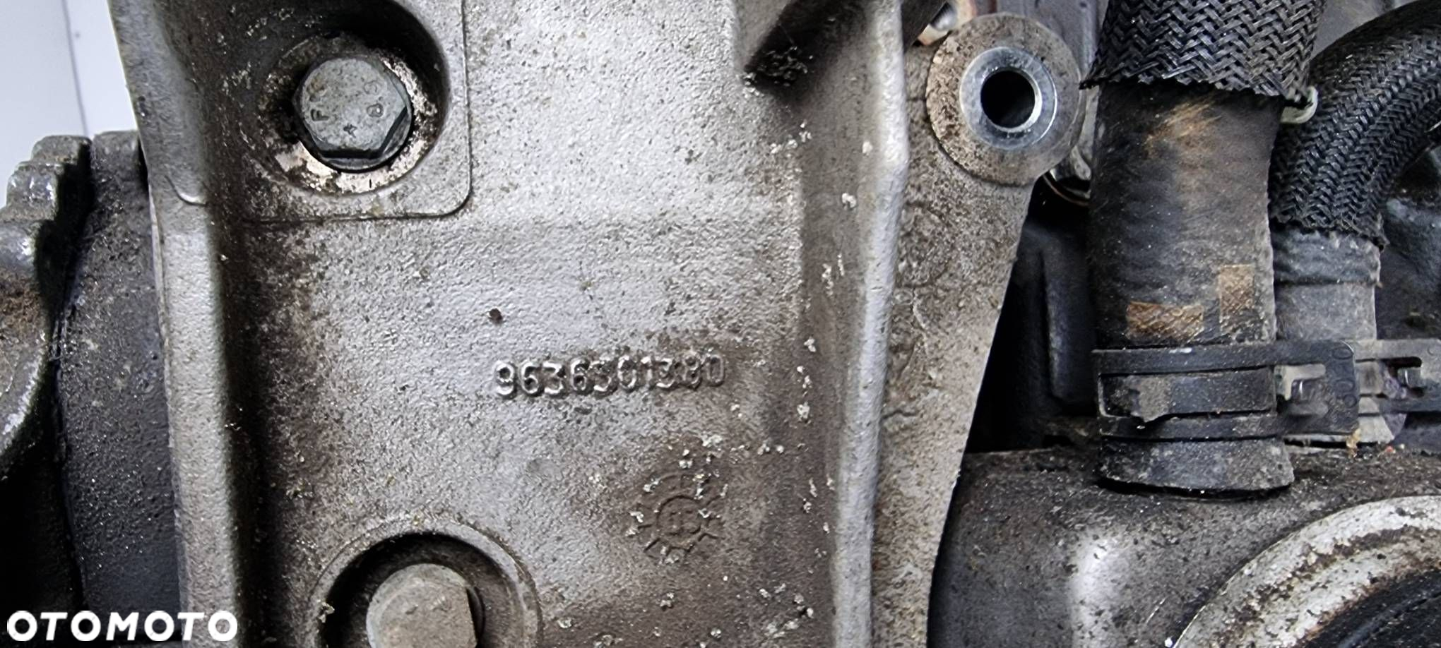 SILNIK SŁUPEK PEUGEOT 307 RHS 2.0 HDI - 8