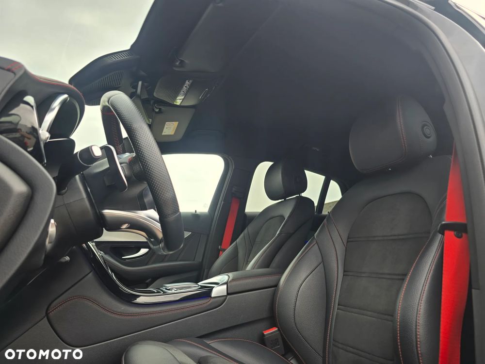 Mercedes-Benz GLC - 23