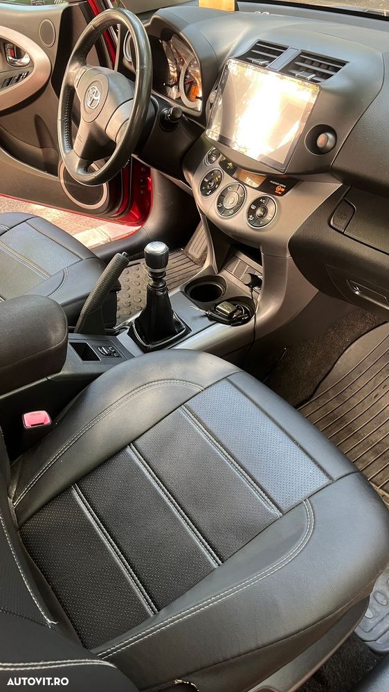 Toyota RAV4 2.2 D-4D Executive - 7