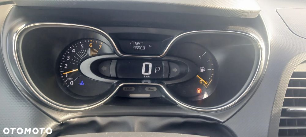 Renault Captur - 14