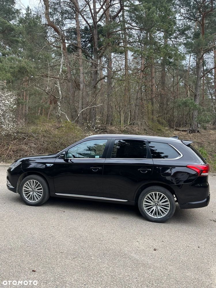 Mitsubishi Outlander Intense + - 4