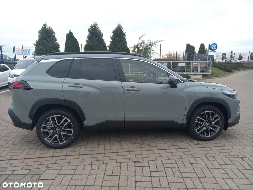 Toyota Corolla Cross 2.0 Hybrid Style - 2