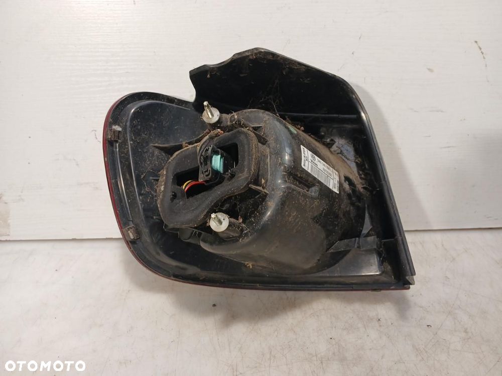 LAMPA TYŁ TYLNA PRAWA VOLKSWAGEN GOLF V 5 + PLUS 5M0945096L - 3