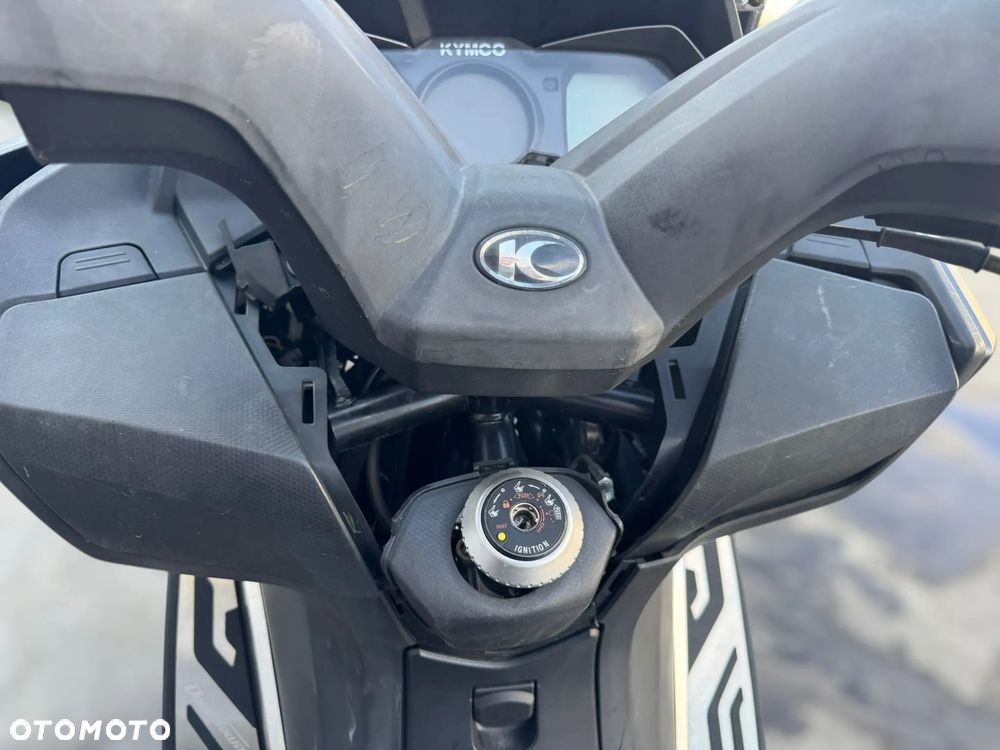 Kymco Downtown - 14